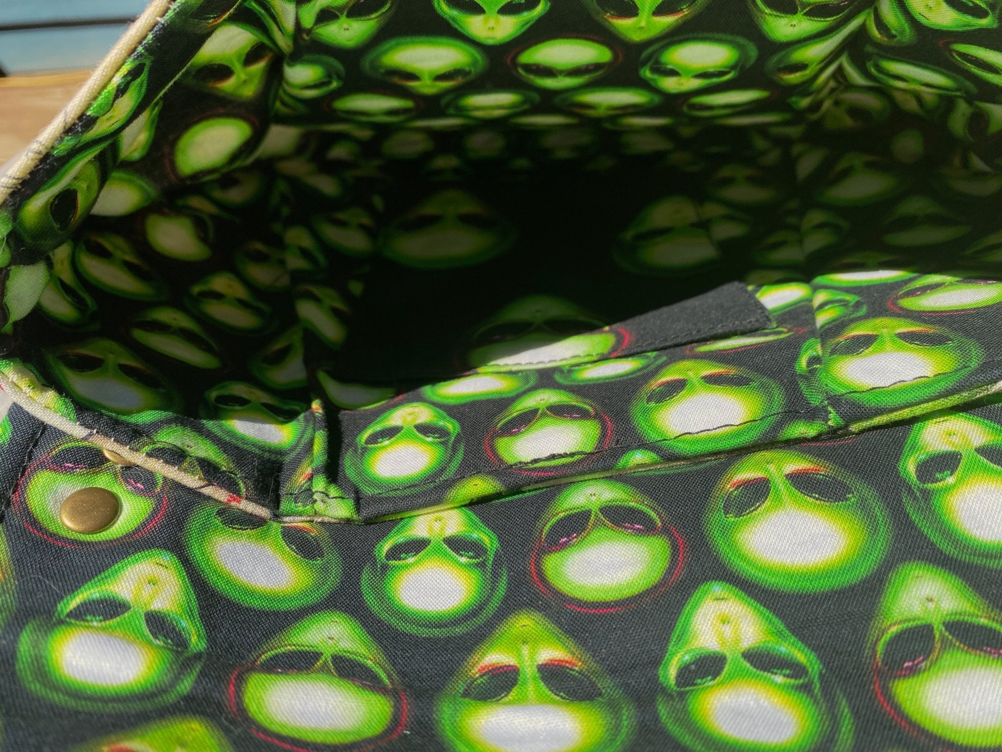 Area 51 Alien Cross Body Bag - Pearl Moon Creations