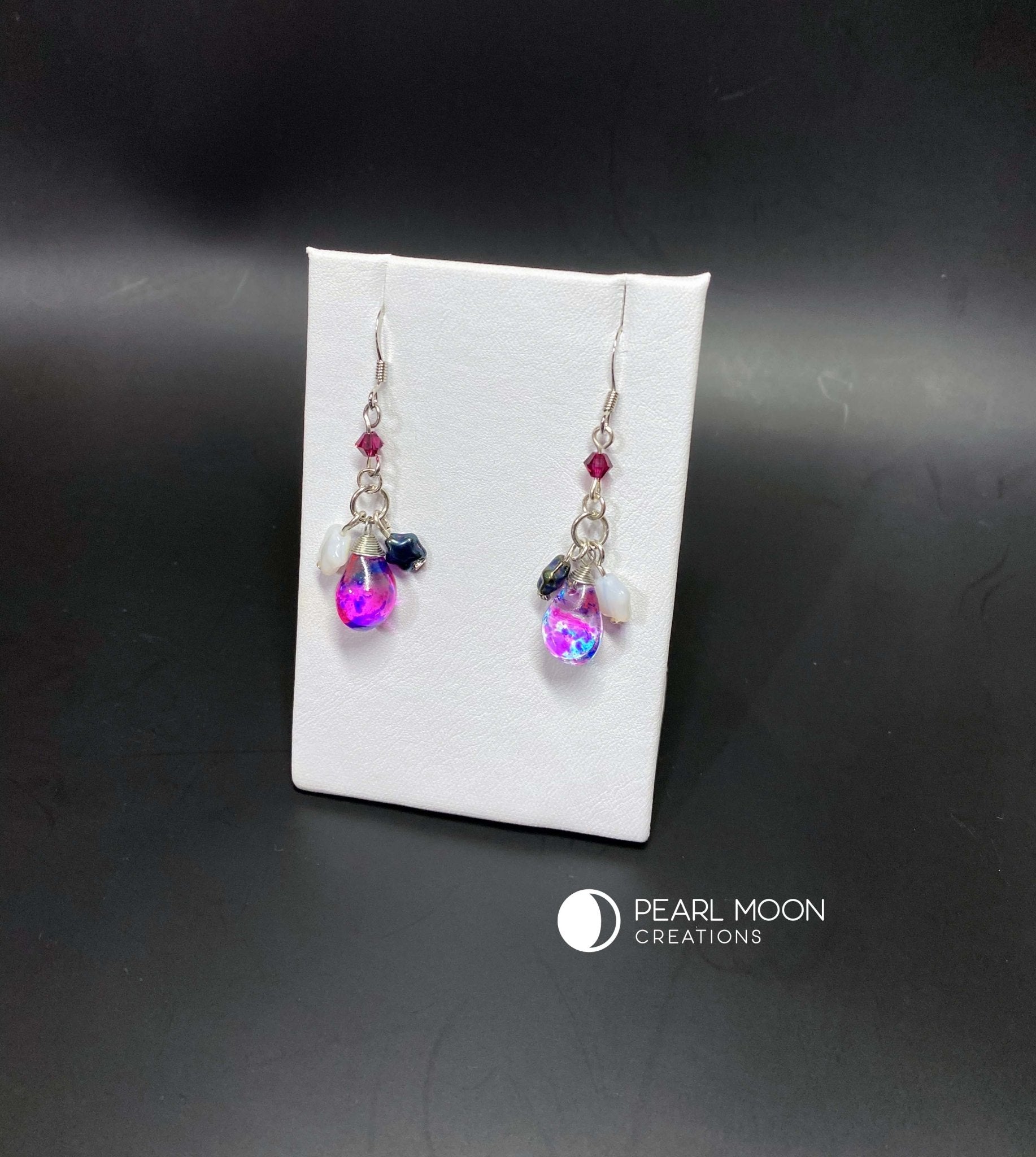 Dainty Star Dangle Earrings - Pearl Moon Creations