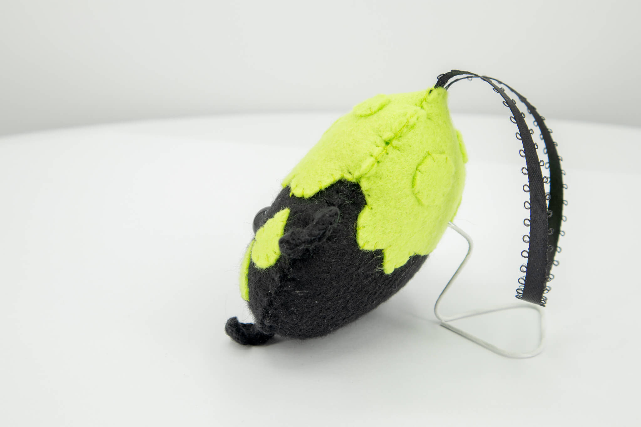 Felt Cauldron Ornament - Pearl Moon Creations