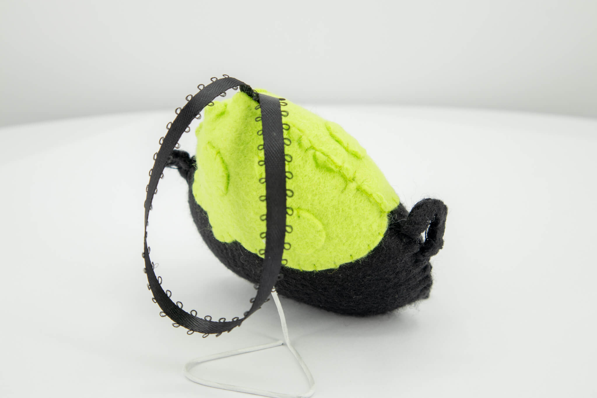 Felt Cauldron Ornament - Pearl Moon Creations