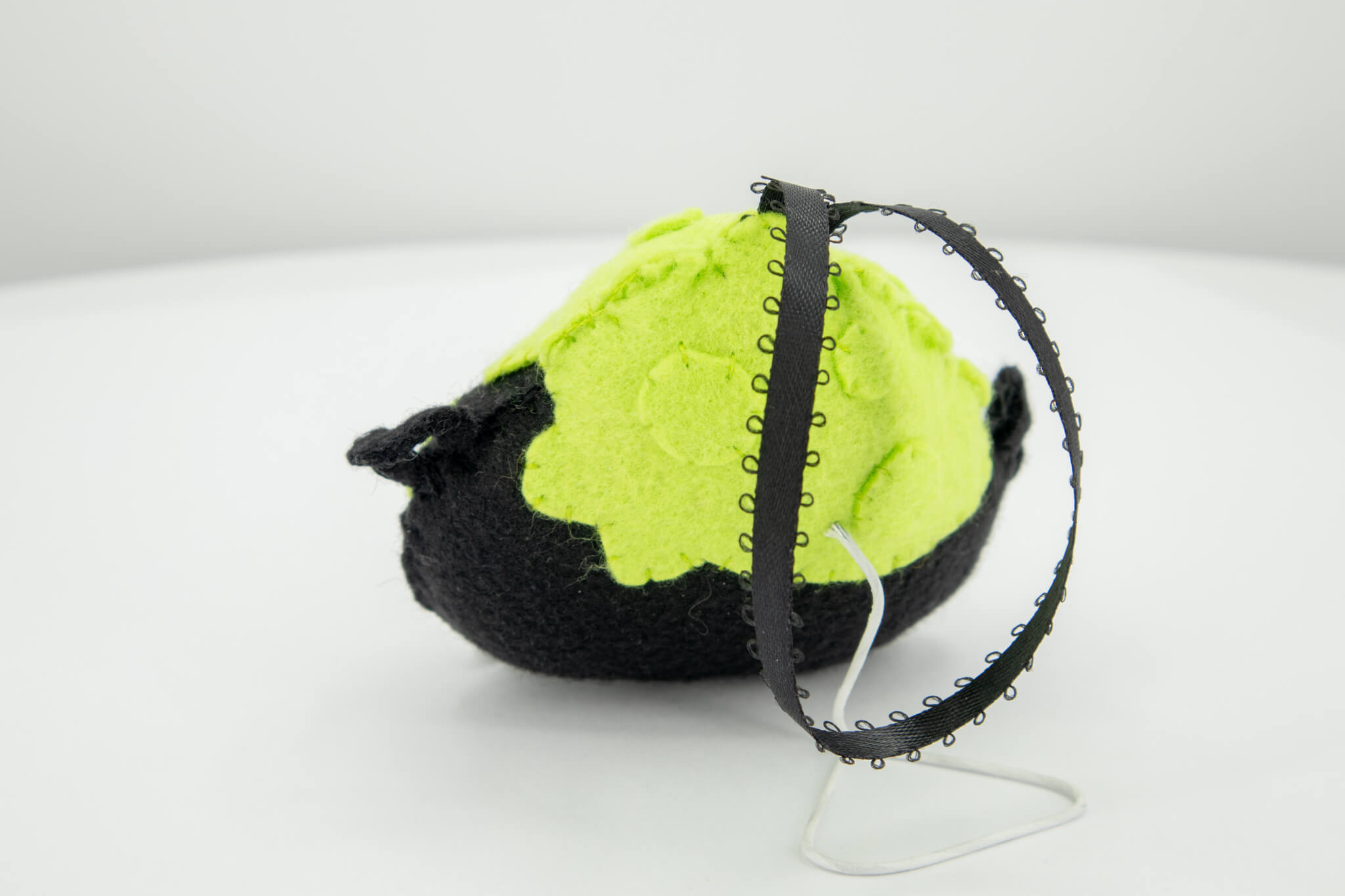 Felt Cauldron Ornament - Pearl Moon Creations
