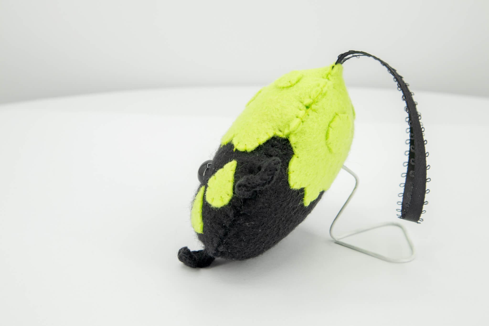 Felt Cauldron Ornament - Pearl Moon Creations