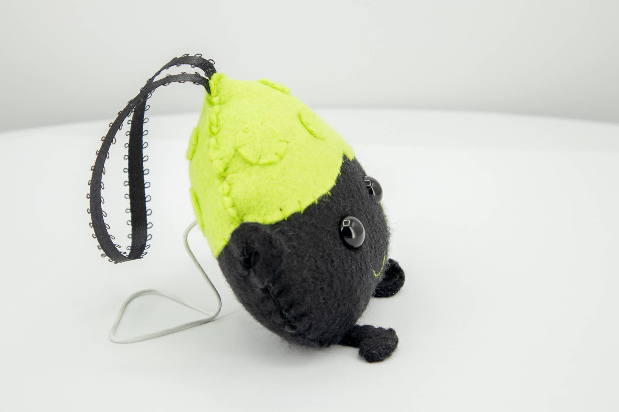 Felt Cauldron Ornament - Pearl Moon Creations