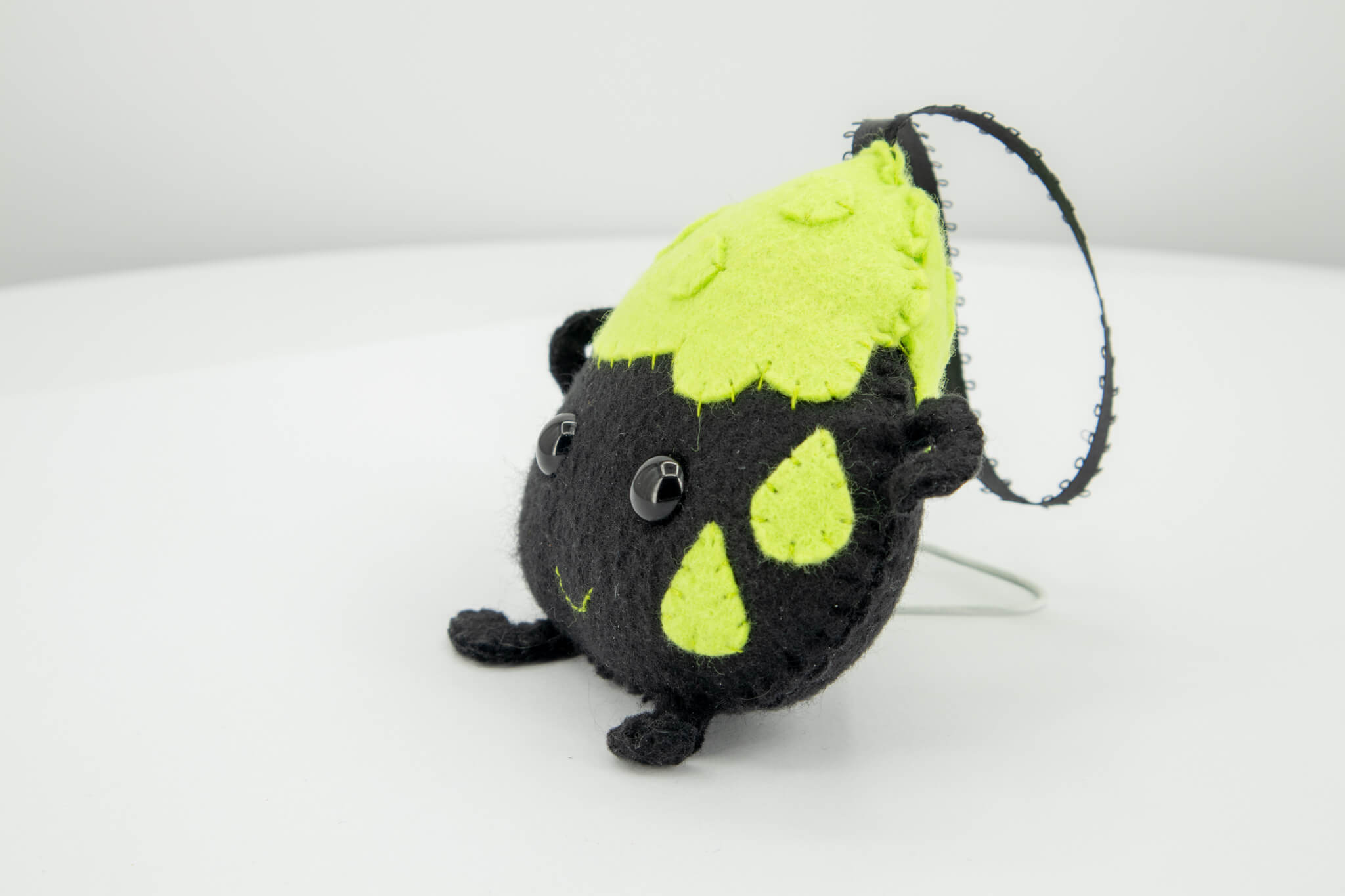 Felt Cauldron Ornament - Pearl Moon Creations