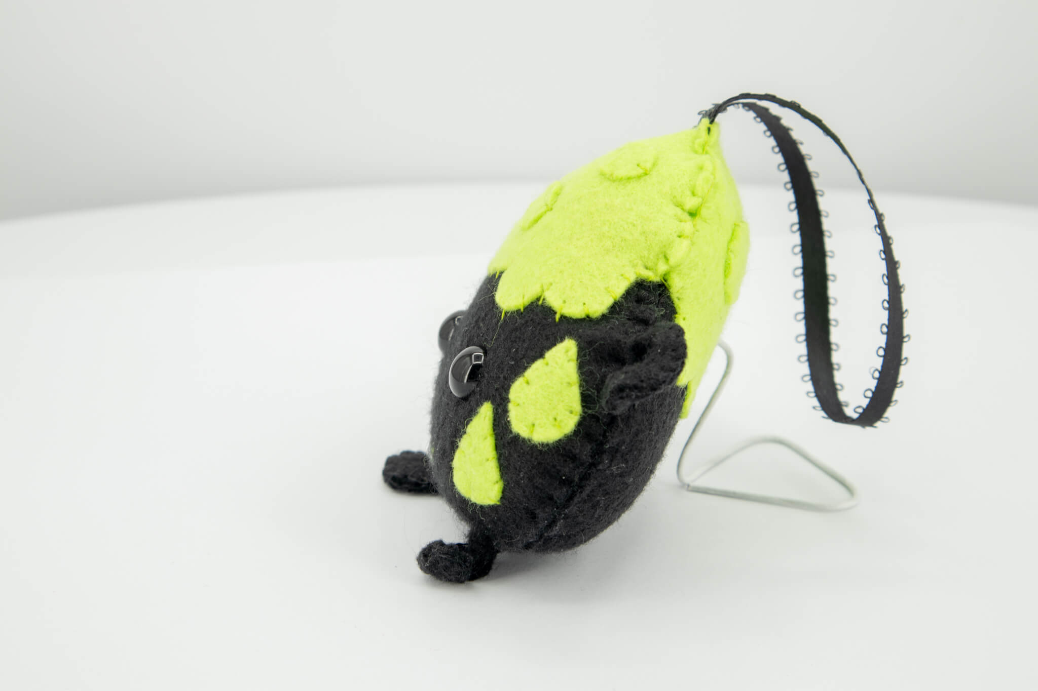 Felt Cauldron Ornament - Pearl Moon Creations