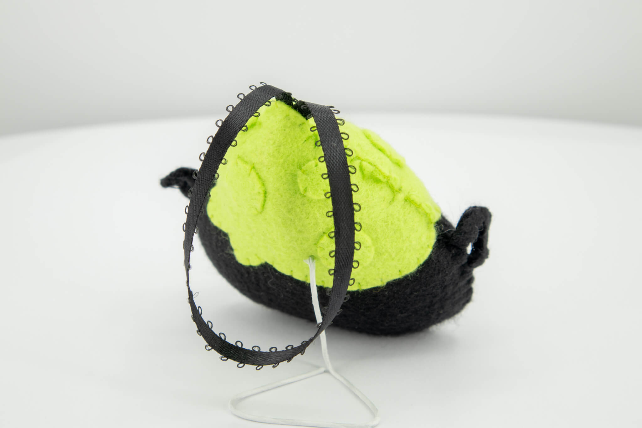Felt Cauldron Ornament - Pearl Moon Creations