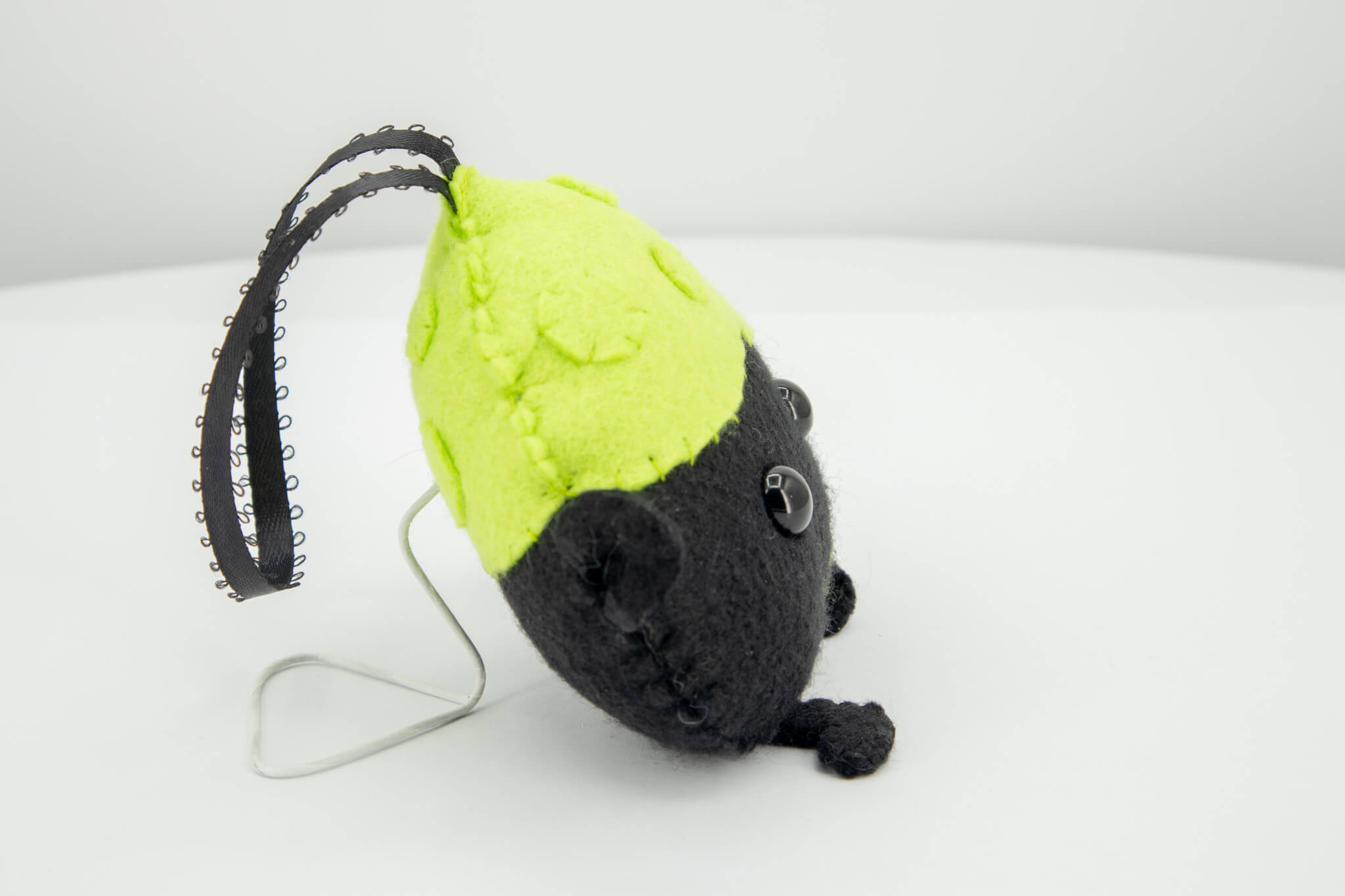 Felt Cauldron Ornament - Pearl Moon Creations