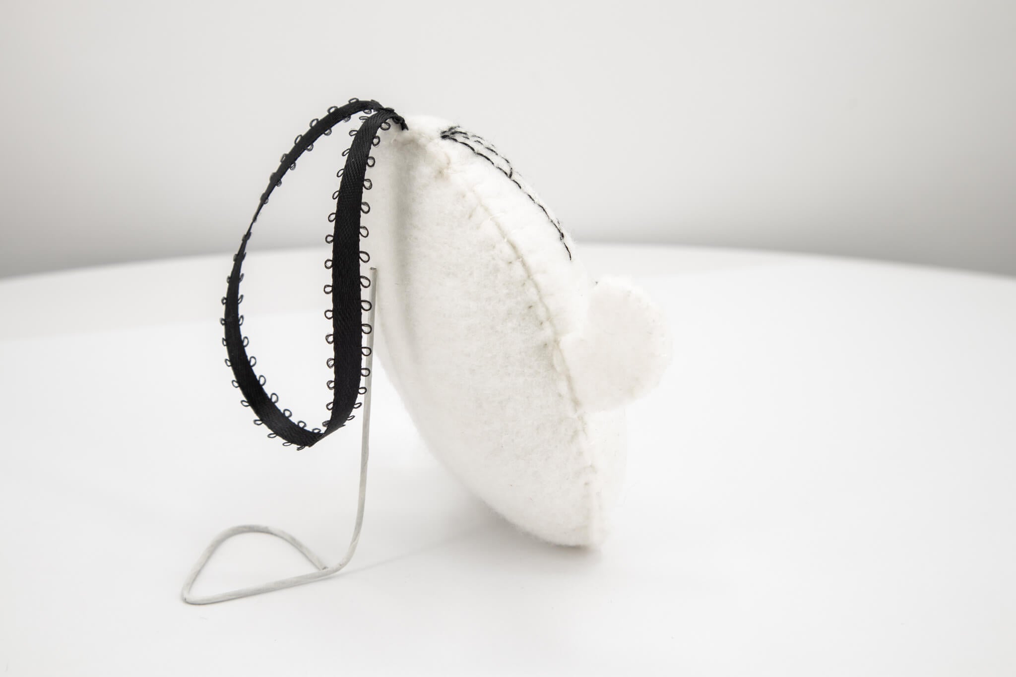 Felt Ghost Ornament - Pearl Moon Creations