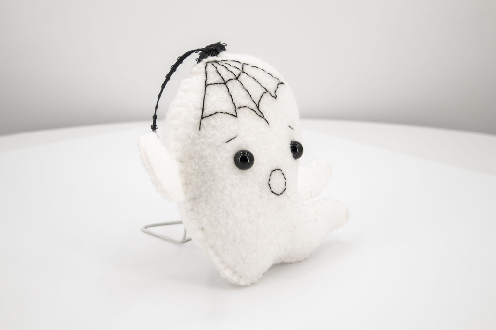 Felt Ghost Ornament - Pearl Moon Creations