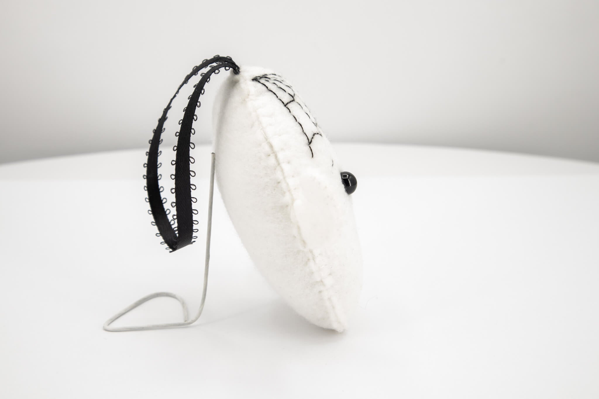 Felt Ghost Ornament - Pearl Moon Creations