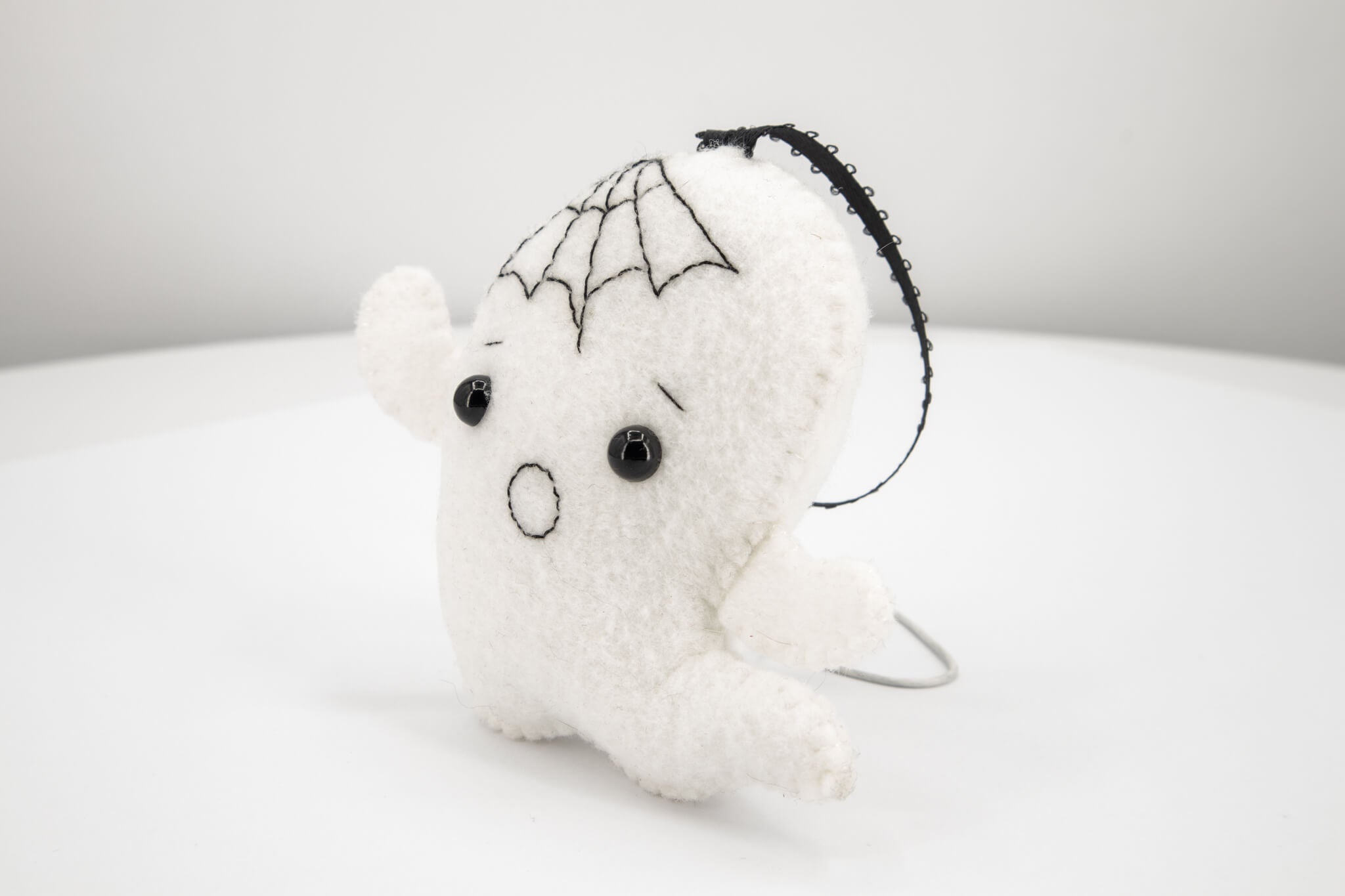 Felt Ghost Ornament - Pearl Moon Creations