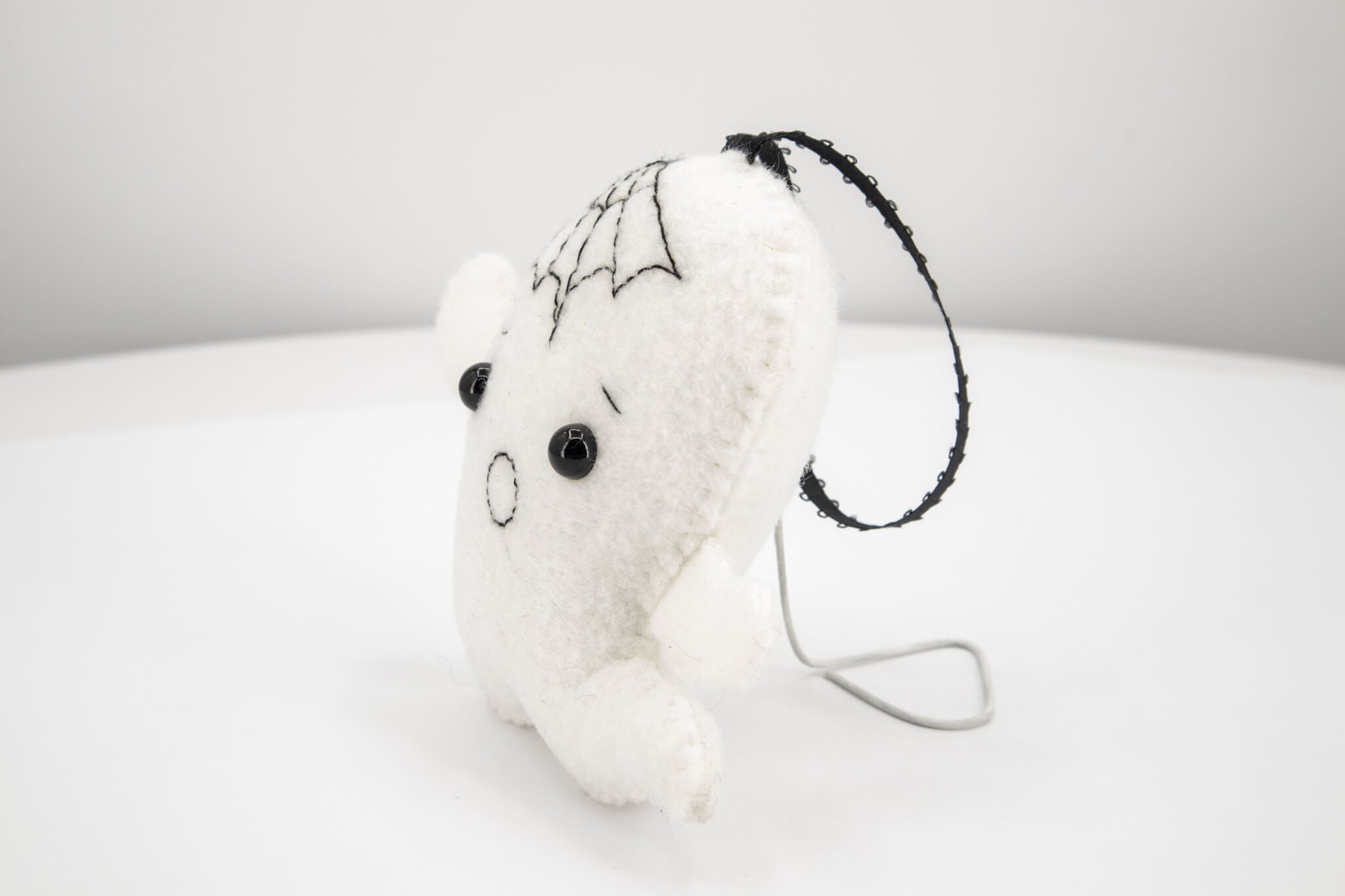 Felt Ghost Ornament - Pearl Moon Creations