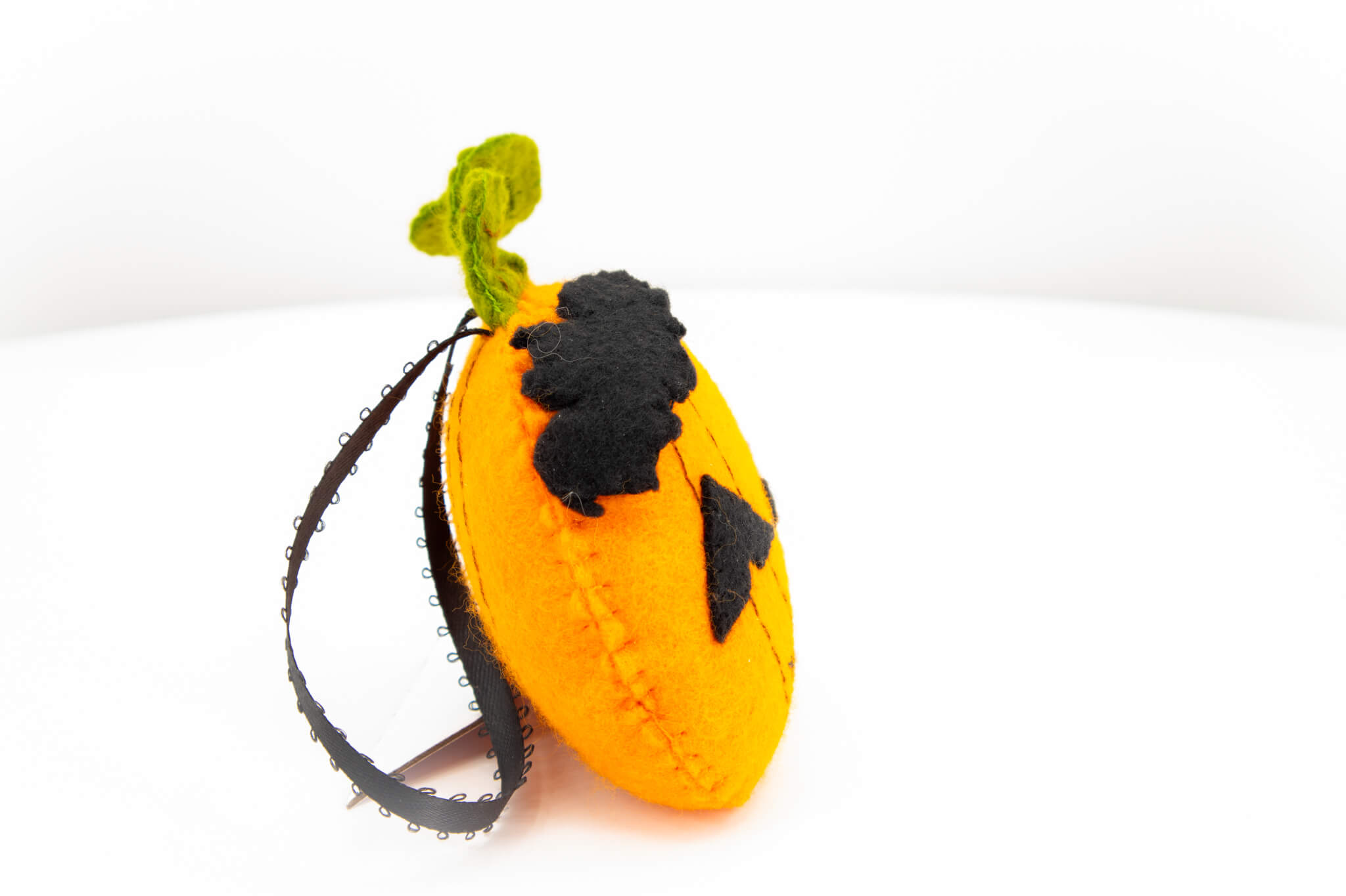 Felt Jack O Lantern Pumpkin Ornament - Pearl Moon Creations