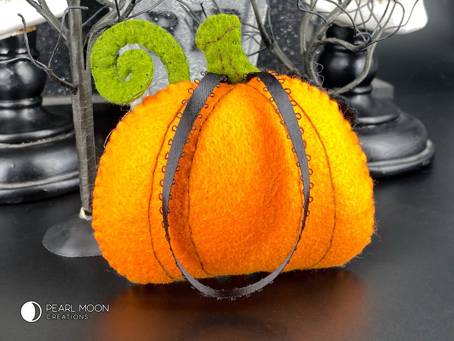 Felt Jack O Lantern Pumpkin Ornament - Pearl Moon Creations