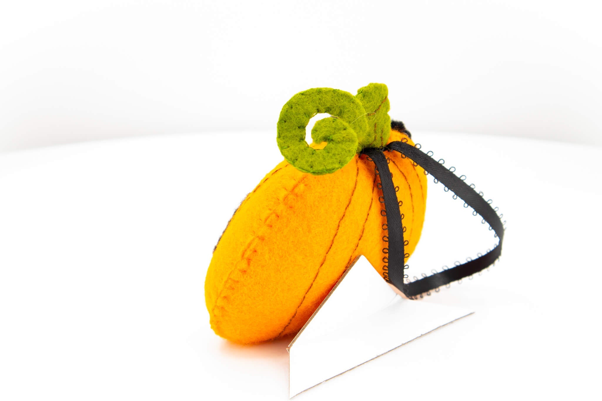 Felt Jack O Lantern Pumpkin Ornament - Pearl Moon Creations