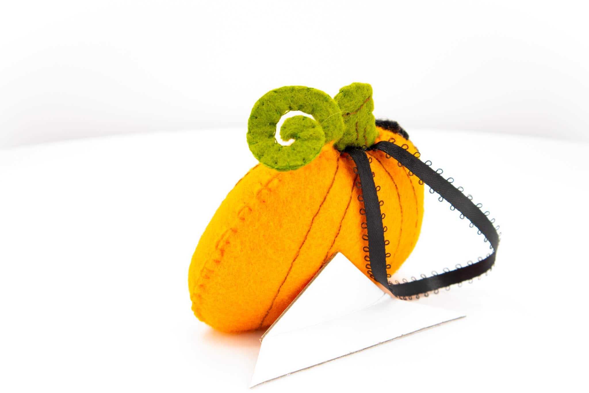 Felt Jack O Lantern Pumpkin Ornament - Pearl Moon Creations
