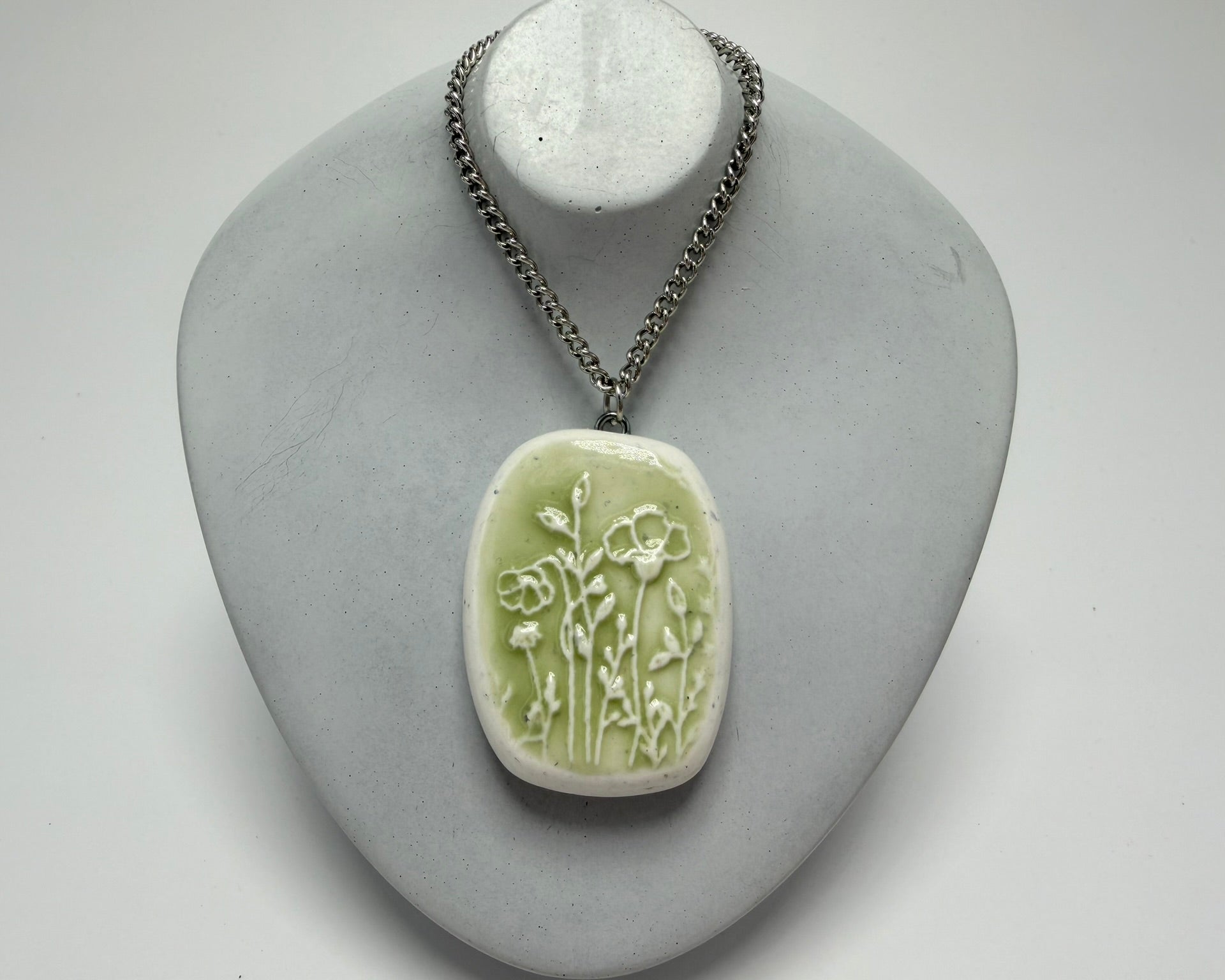 Green Wildflower Pendant Necklace - Pearl Moon Creations