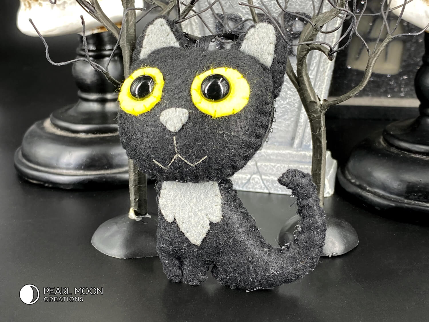 Quirky Felt Black Cat Ornament - Pearl Moon Creations