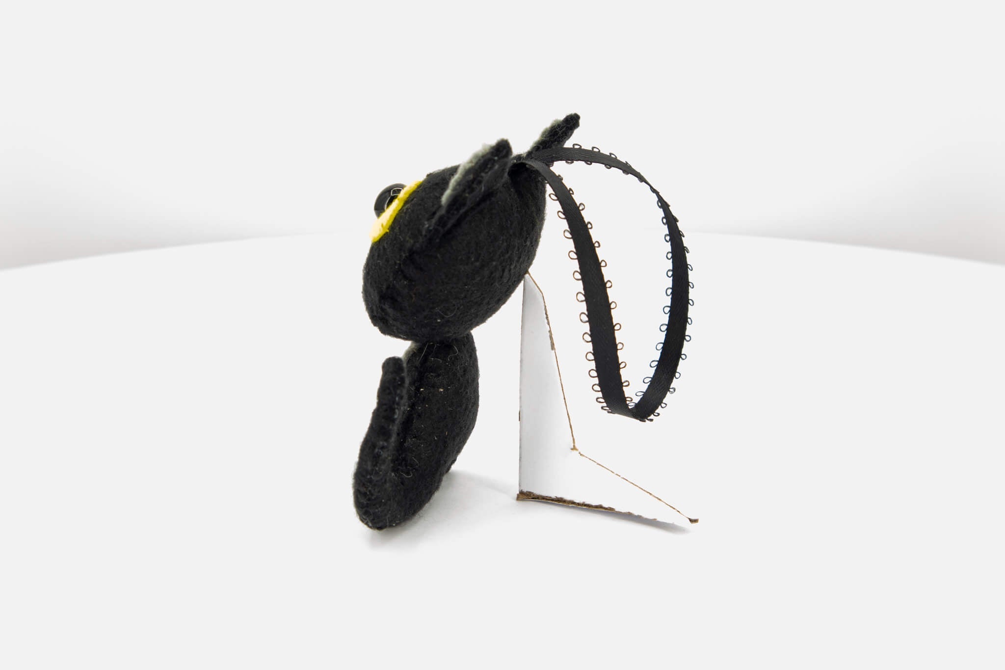 Quirky Felt Black Cat Ornament - Pearl Moon Creations