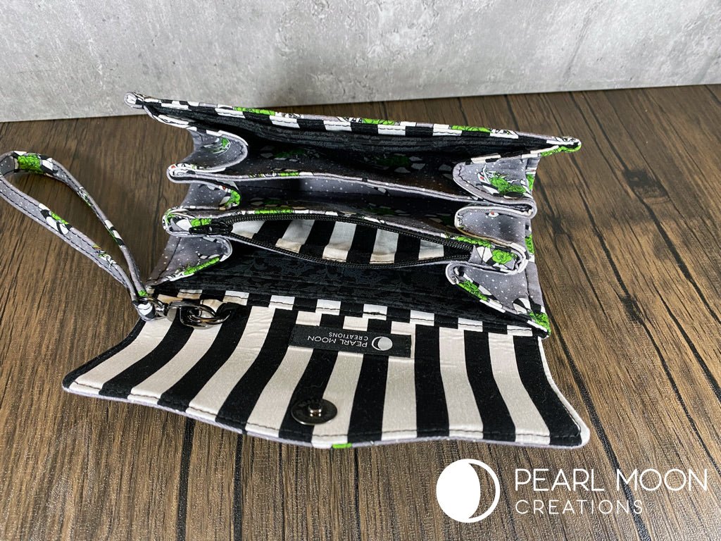 Sandworm Necessary Clutch Wallet - Pearl Moon Creations