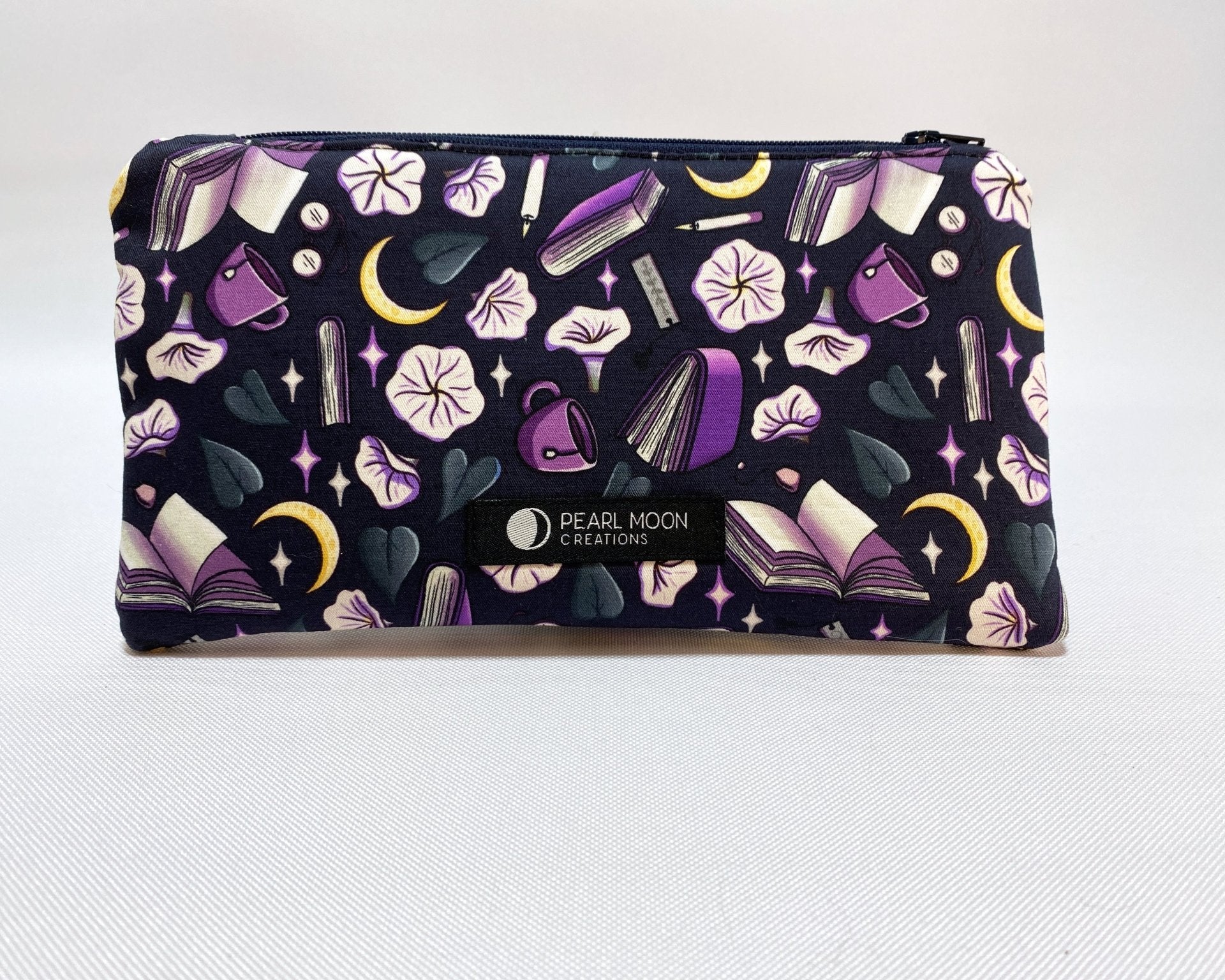 Zipper Pouch Books and Tea - Pearl Moon Creations