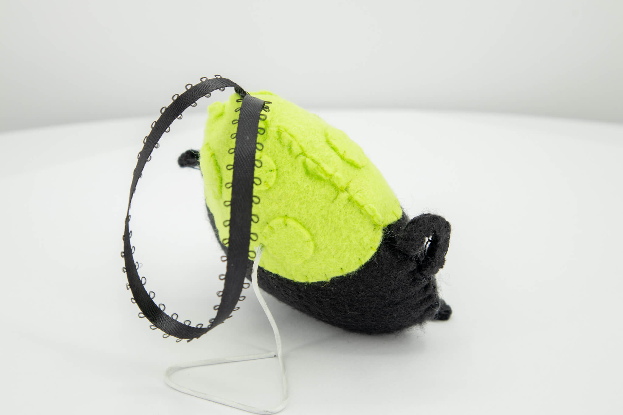 Felt Cauldron Ornament - Pearl Moon Creations