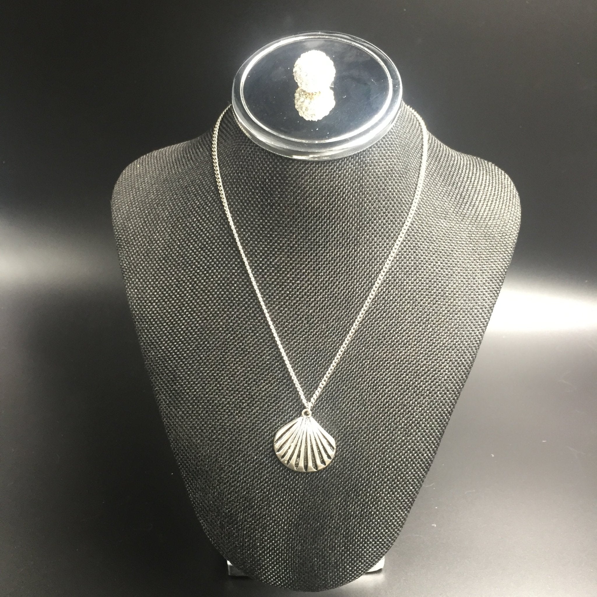 Silver Shell Pendant Necklace - Pearl Moon Creations